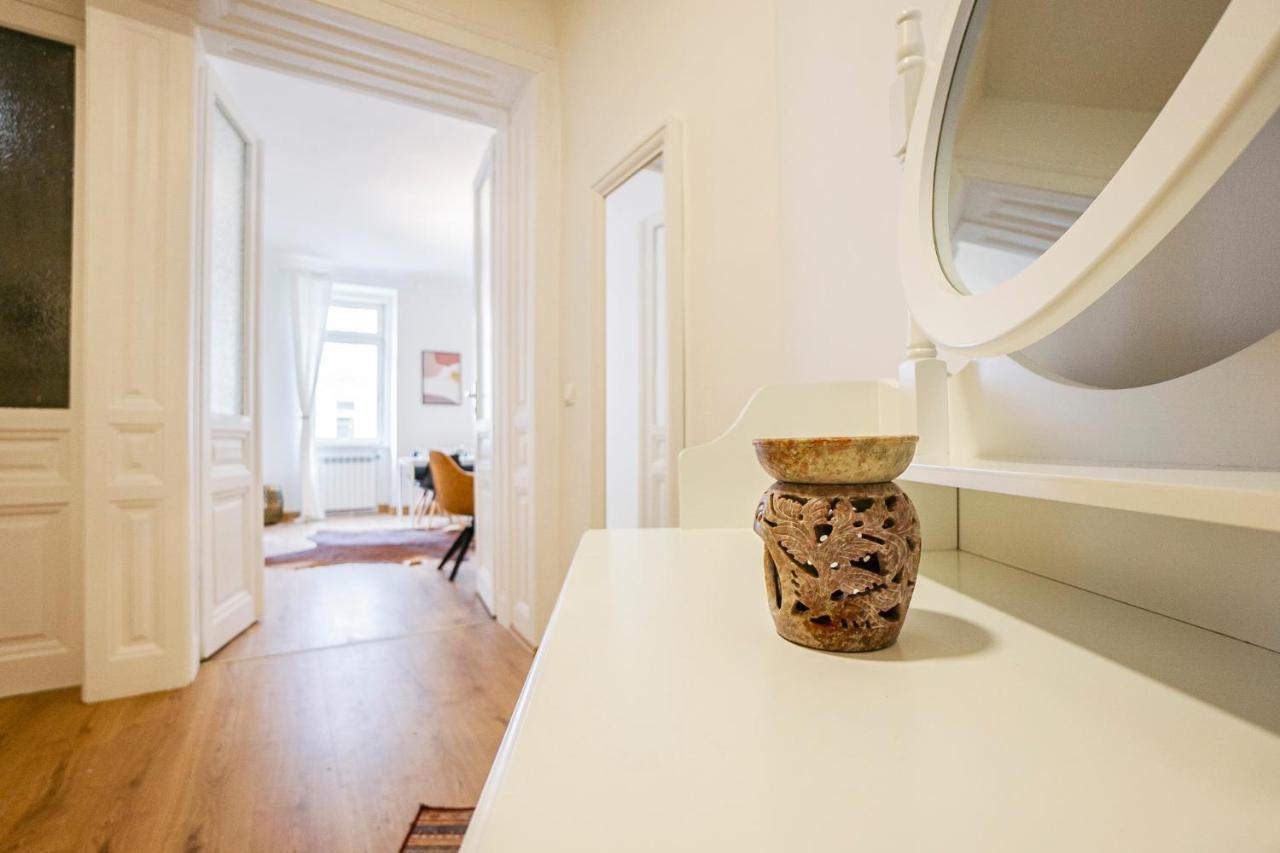 Coupledream - 10Min To City Center! Vienna Luaran gambar
