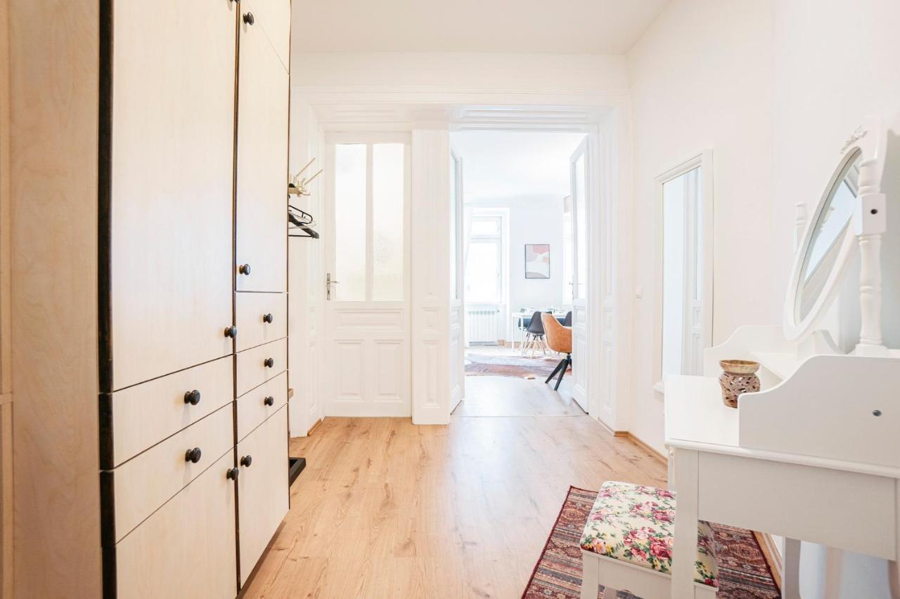 Coupledream - 10Min To City Center! Vienna Luaran gambar
